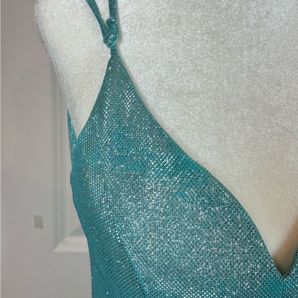 B Darlin Aqua Glitter Formal Gown | Holiday Party • Prom Winter Wedding Size 1/2 - Picture 3 of 12